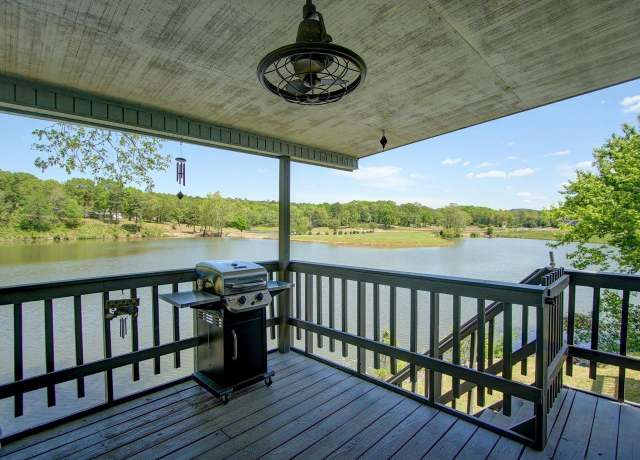Property at 173 Pebble Beach Pl Unit C, Hot Springs, AR, 3 beds, 2.5 baths