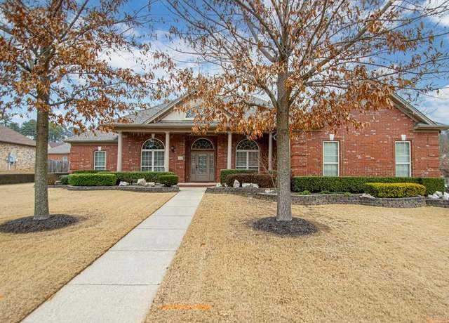 Property at 3804 Graceful Oaks Dr, Benton, AR 72019, 4 beds, 3 baths
