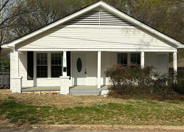 Property at 601 N Hickory, Searcy, AR 72143, 3 beds, 2 baths