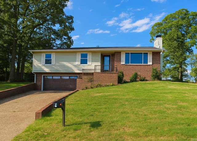 Property at 5 Sliver Maple Ct, Little Rock, AR 72212, 3 beds, 2 baths