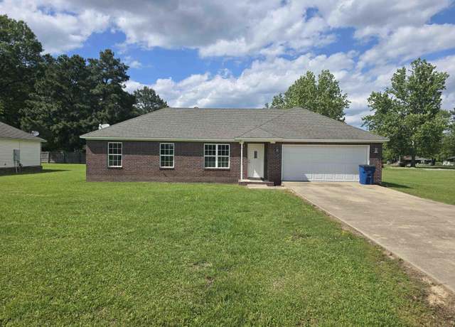 Property at 102 Mahoney Dr, Beebe, AR 72012, 3 beds, 2 baths