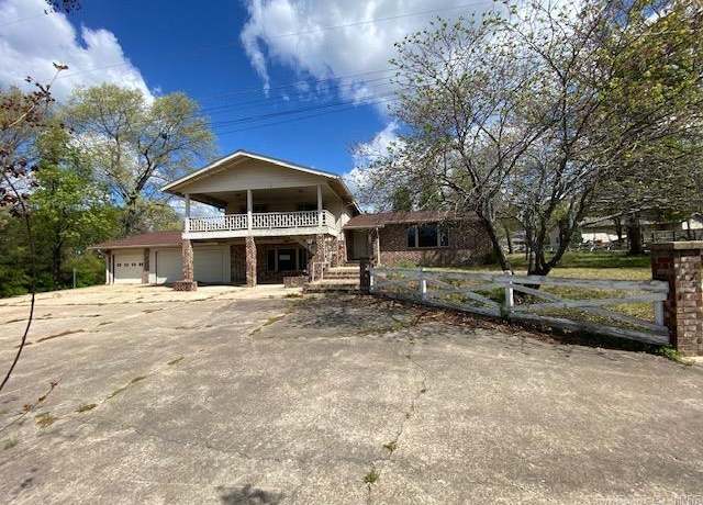 Property at 306 Edgar Ave, Mountain View, AR 72560, 3 beds, 3 baths