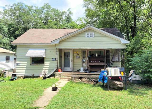 Property at 219 S Patterson St, Hot Springs, AR 71913, 2 beds, 1 bath