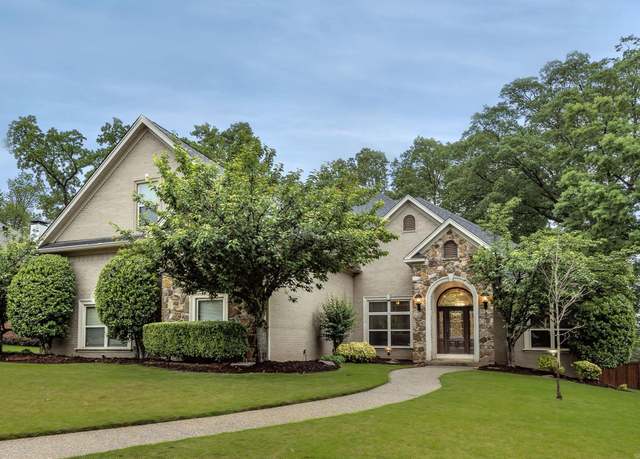 Property at 126 Manitou Dr, Maumelle, AR 72113, 4 beds, 3.5 baths