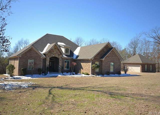 Property at 1195 Westcliffe Dr, Little Rock, AR 72210, 4 beds, 3 baths