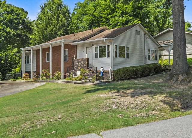 Property at 510 N 4th St, Heber Springs, AR 72543, 2 beds, 2 baths
