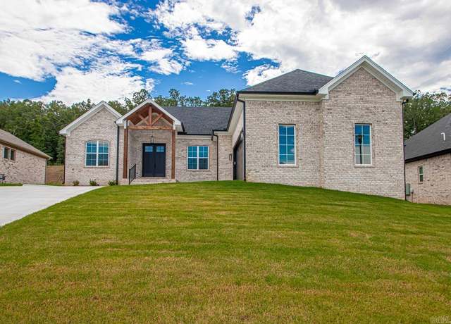 Property at 9225 Wooddale Dr, Sherwood, AR, 3 beds, 2 baths