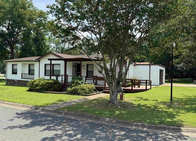 Property at 132 Amy Dr Dr, Hot Springs, AR 71913, 3 beds, 2 baths
