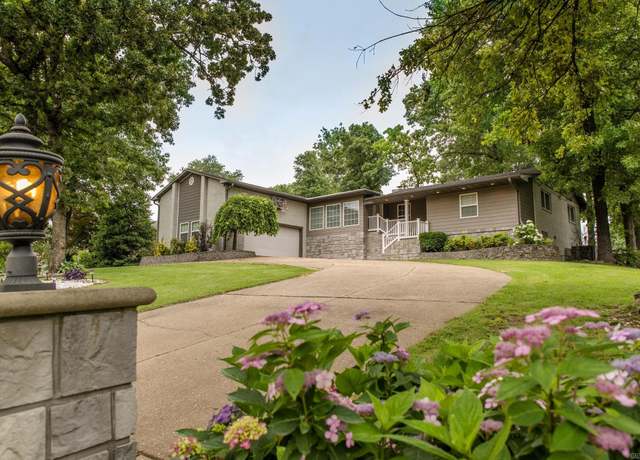 Property at 1741 Fairway Dr, Mountain Home, AR 72653, 4 beds, 2 baths