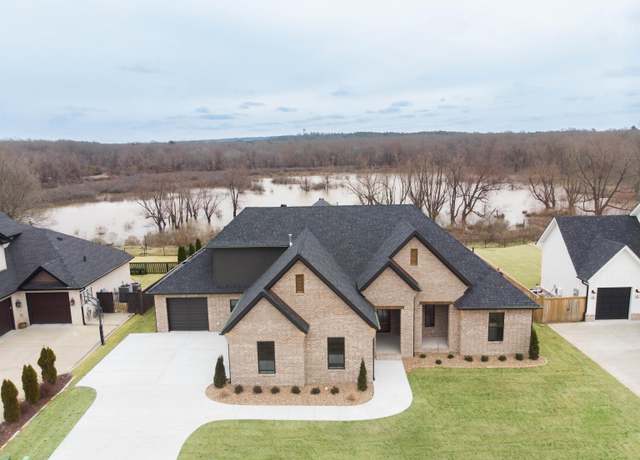 Property at 114 Timberland Trl, Maumelle, AR 72113, 4 beds, 3.5 baths