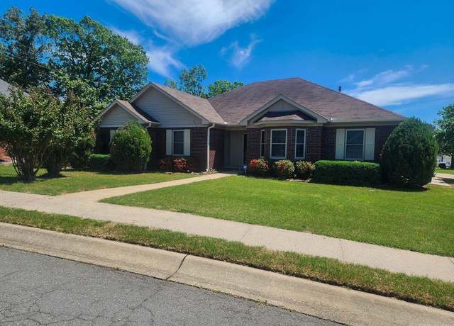 Property at 1 Cherry Laurel Ct, Little Rock, AR 72211, 3 beds, 2 baths