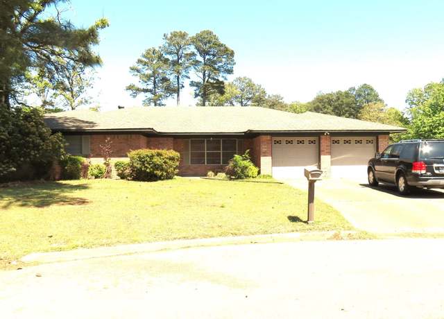 Property at 7 Laffite Cv, Pine Bluff, AR 71603, 3 beds, 2 baths