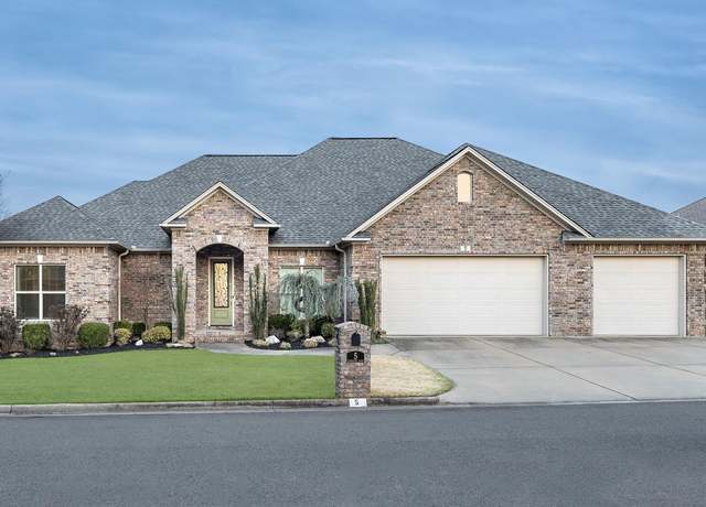 Property at 5 Stone Creek Ct, Little Rock, AR 72227, 4 beds, 4 baths