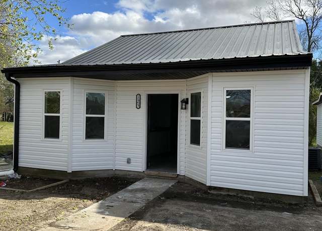 Property at 117 Mallard Cv, Trumann, AR 72472, 2 beds, 1 bath