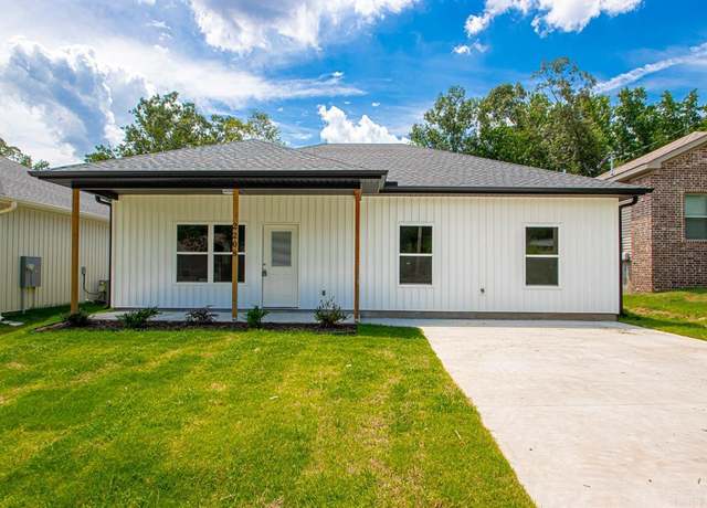 Property at 2208 Nichols Rd, Little Rock, AR 72205, 4 beds, 2 baths