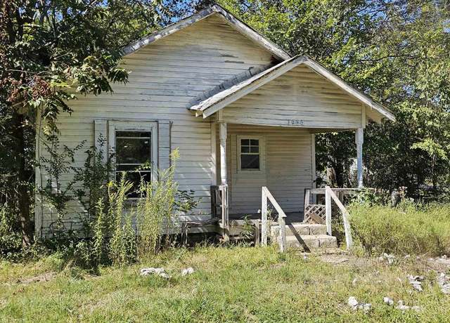 Property at 1904 Arlington St, Pine Bluff, AR 71603, 2 beds, 1 bath