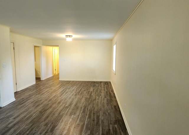 Property at 816 S Front St, Wynne, AR 72396, 3 beds, 1.5 baths