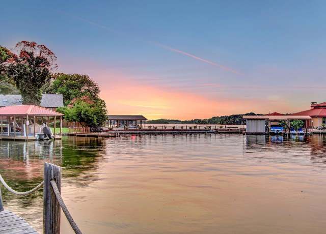 Property at 400 Farr Shores Dr Unit Unit 15F, Hot Springs, AR 71913, 2 beds, 2 baths