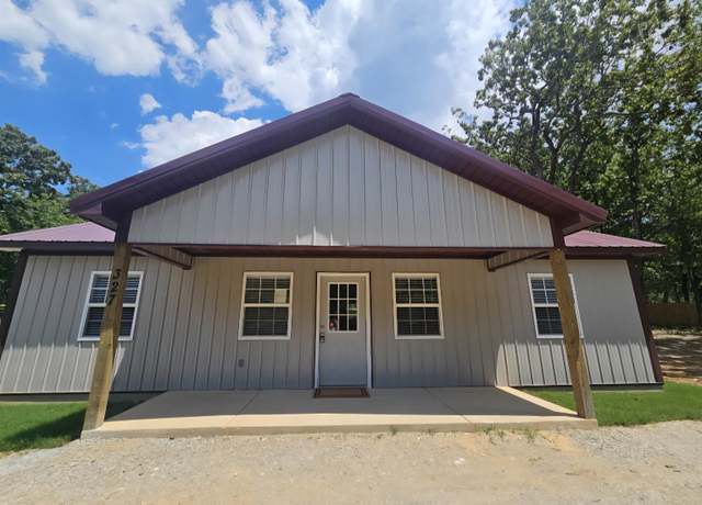 Property at 327 W Green Valley Dr, Horseshoe Bend, AR 72512, 2 beds, 2 baths