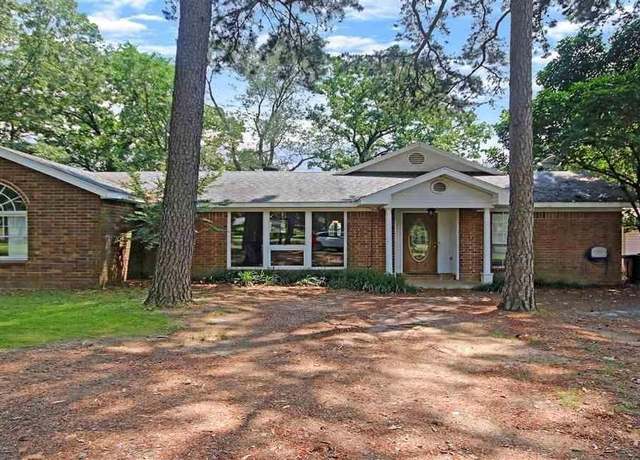 Property at 11 Red Wolf Trl, Conway, AR 72032, 3 beds, 3 baths