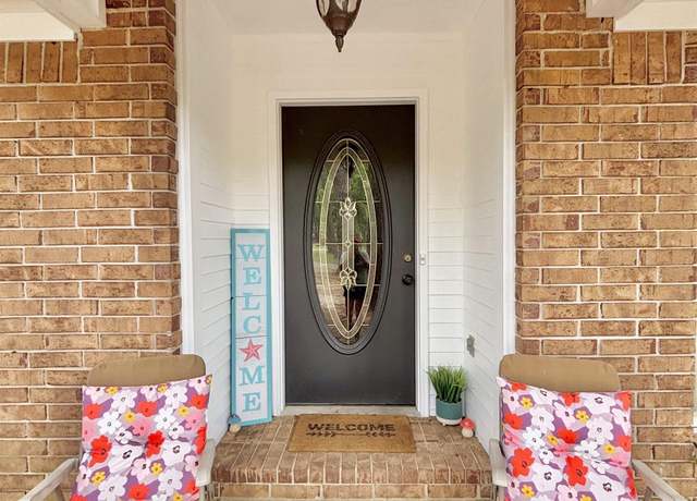 Property at 11 Red Wolf Trl, Conway, AR 72032, 3 beds, 3 baths
