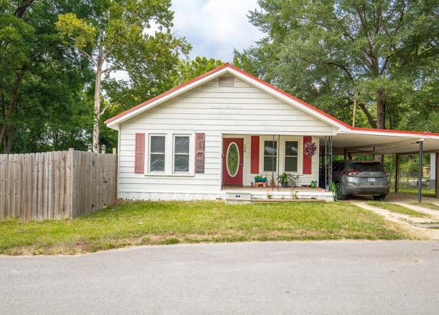 Property at 708 E 2nd. St, Sheridan, AR 72150, 4 beds, 2 baths