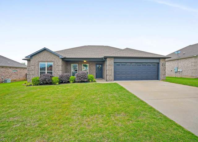 Property at 2427 Palisade Dr, Cabot, AR 72023, 4 beds, 2 baths
