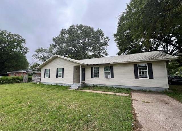 Property at 1200 Hwy 69, Trumann, AR 72472, 3 beds, 2 baths