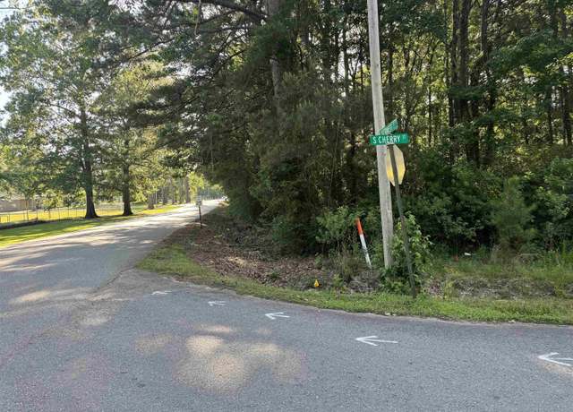 Property at E Serrett St, Hamburg, AR