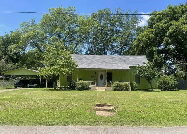 Property at 210 Gann St, Mena, AR 71953, 3 beds, 1 bath
