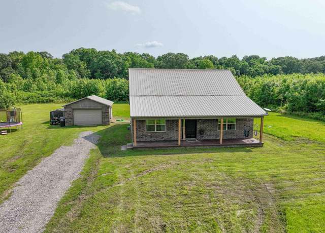 Property at 120 Landing Dr, Pangburn, AR 72121, 3 beds, 2.5 baths