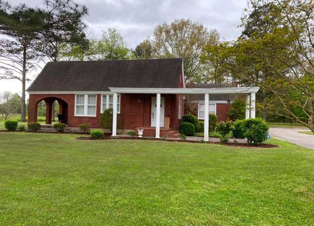 Property at 1009 W Main St, Marvell, AR 72366, 3 beds, 2 baths