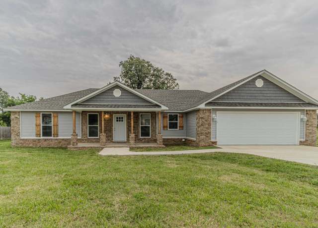 Property at 80 James Devaughn, Paragould, AR 72450, 3 beds, 2 baths