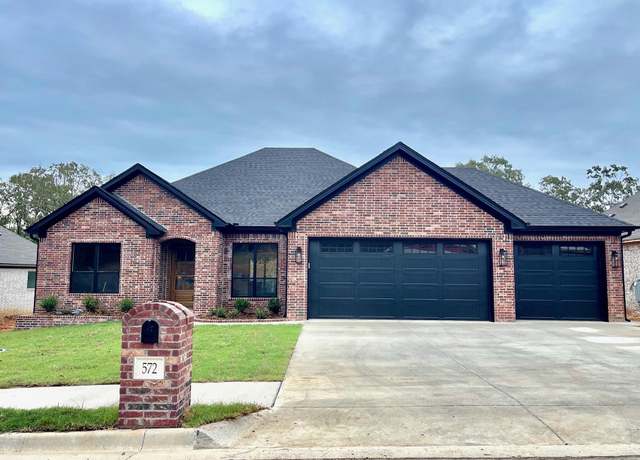 Property at 572 Valley Oak Dr, Sherwood, AR 72120, 3 beds, 2 baths