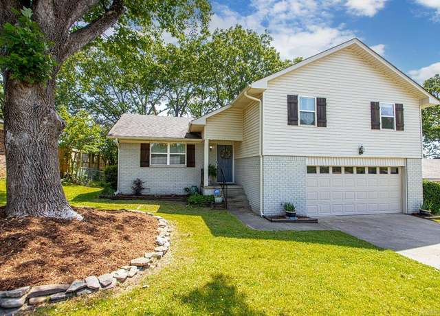 Property at 9540 Robin Ln, Sherwood, AR 72120, 3 beds, 2.5 baths