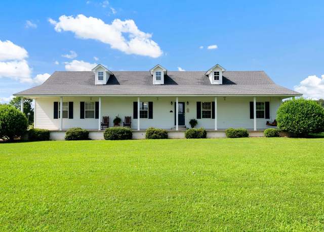 Property at 114 Lynnwood Acres, Beebe, AR 72012, 3 beds, 2 baths