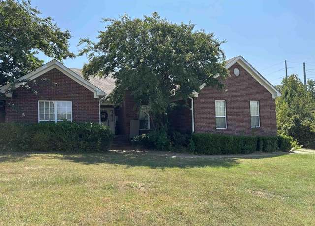 Property at 1528 Brookshire Dr, Benton, AR 72019, 4 beds, 2 baths