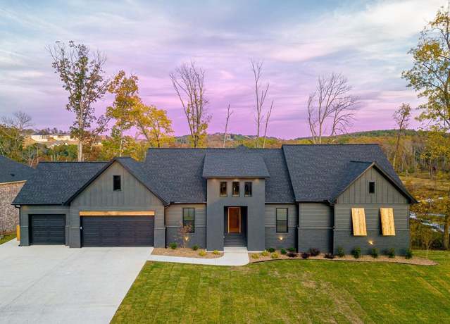 Property at 221 Lake Valley Dr, Maumelle, AR 72113, 4 beds, 4 baths