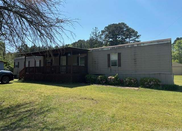 Property at 274 Iron Mountain Rd, El Dorado, AR, 3 beds, 2 baths