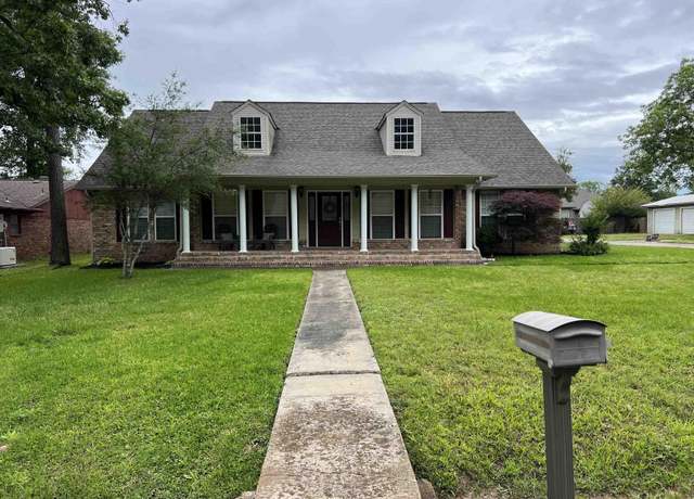 Property at 812 Meredith St, White Hall, AR 71602, 3 beds, 3 baths