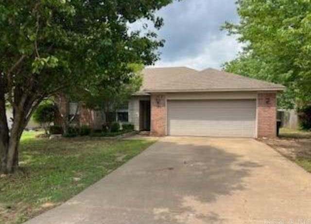 Property at 16 Tulip Ln, Cabot, AR 72023, 3 beds, 2 baths
