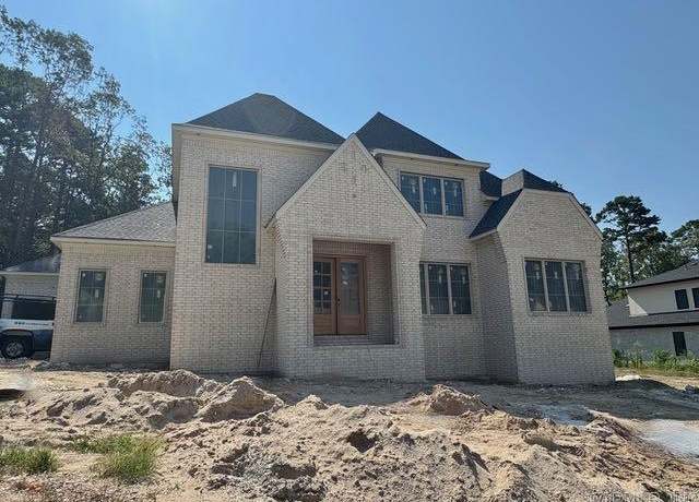 Property at 33 Mereville Pl, Little Rock, AR 72223, 5 beds, 4 baths