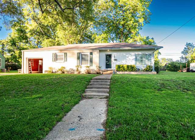 Property at 127 Reed Ave, El Dorado, AR 71730, 3 beds, 2 baths