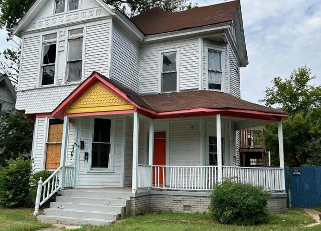 Property at 1712 S Broadway St, Little Rock, AR 72002, 4 beds, 4 baths