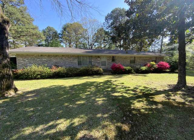 Property at 1320 Weddingford Rd, Heber Springs, AR 72543, 4 beds, 2 baths