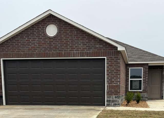 Property at 6009 Discovery Trl, Bauxite, AR 72011, 3 beds, 2 baths