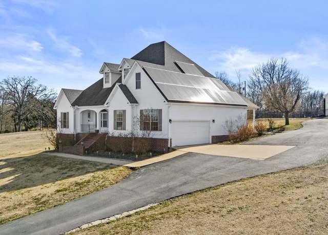 Property at 111 Martha Jean Ln, Beebe, AR 72012, 4 beds, 3.5 baths