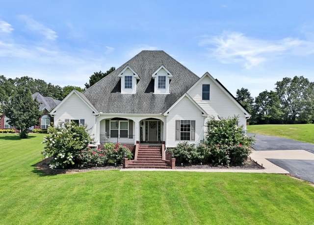 Property at 111 Martha Jean Ln, Beebe, AR 72012, 4 beds, 3.5 baths