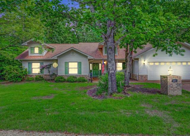 Property at 21 Conquista Ln, Hot Springs Village, AR 71909, 3 beds, 2 baths
