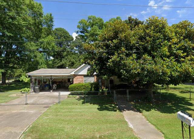 Property at 524 Southeastern Ave, Jacksonville, AR 72076, 3 beds, 1.5 baths